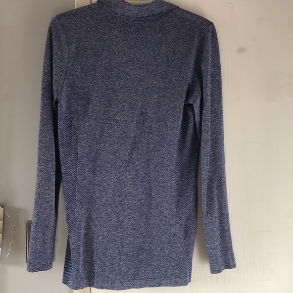 Nike golf pull over - Picture 3 of 4